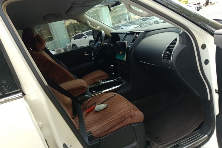 Used Nissan Patrol 2018 4.0L Automatic 7-Seater Middle East Version Right Front Seat