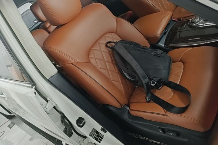 Used Nissan Patrol 2018 Y62 4.0 XE Middle East Right Front Seat