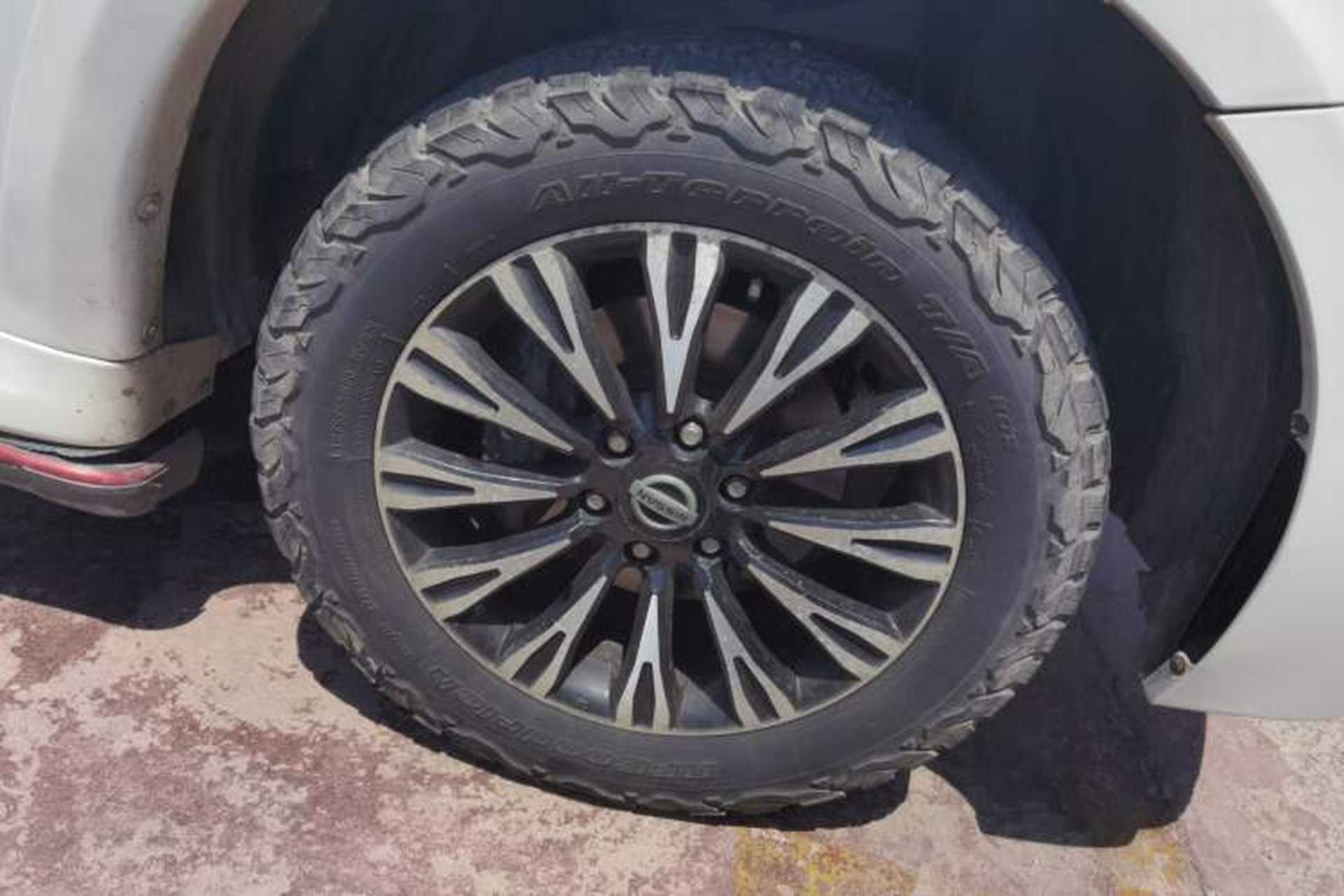 Used Nissan Patrol 2018 4.0L LinkedIn Edition Right Front Wheel Hub