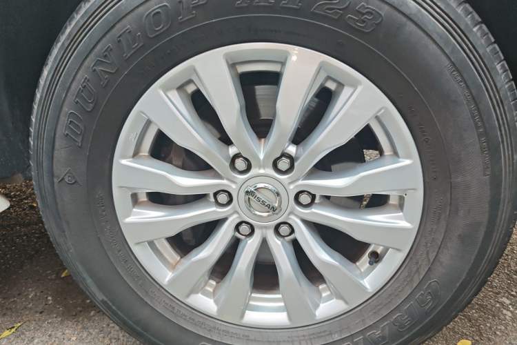 Used Nissan Patrol 2018 4.0L Automatic 7-Seater Middle East Version Right Front Wheel Hub