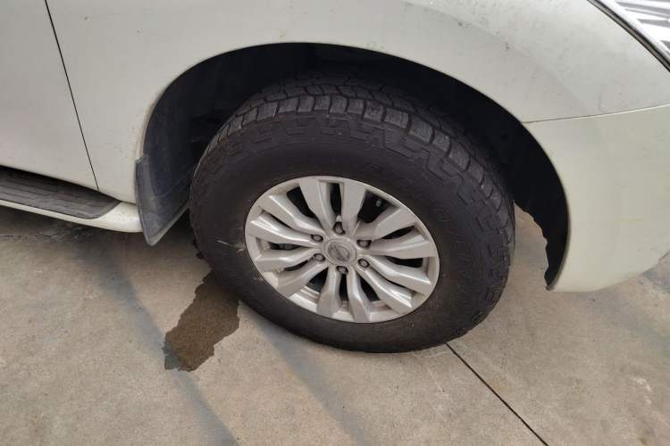 Used Nissan Patrol 2018 4.0L Automatic 7-Seater Middle East Version Right Front Wheel Hub