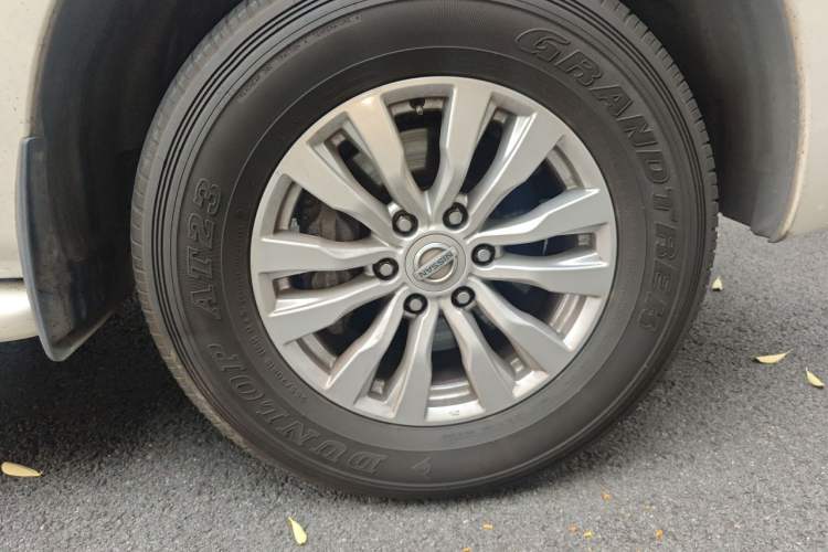 Used Nissan Patrol 2018 4.0L Flagship Version Right Front Wheel Hub