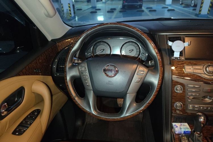 Used Nissan Patrol 2018 4.0L Platinum Edition Steering Wheel