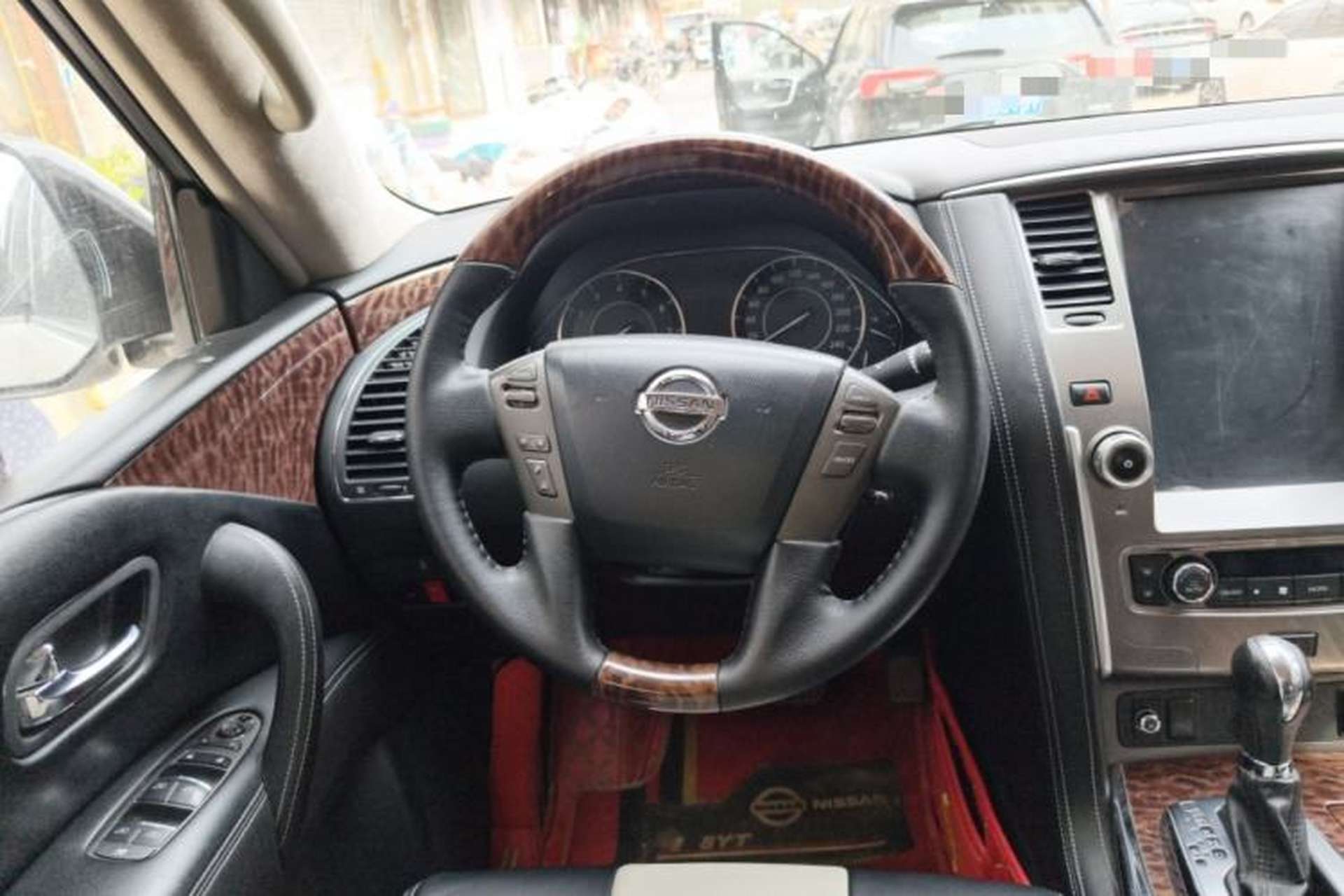 Used Nissan Patrol  Steering Wheel