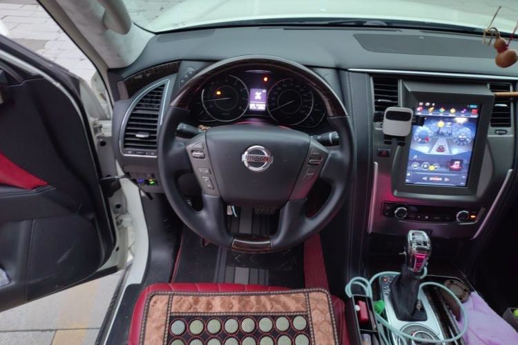 Used Nissan Patrol 2018 4.0L LinkedIn Edition Steering Wheel