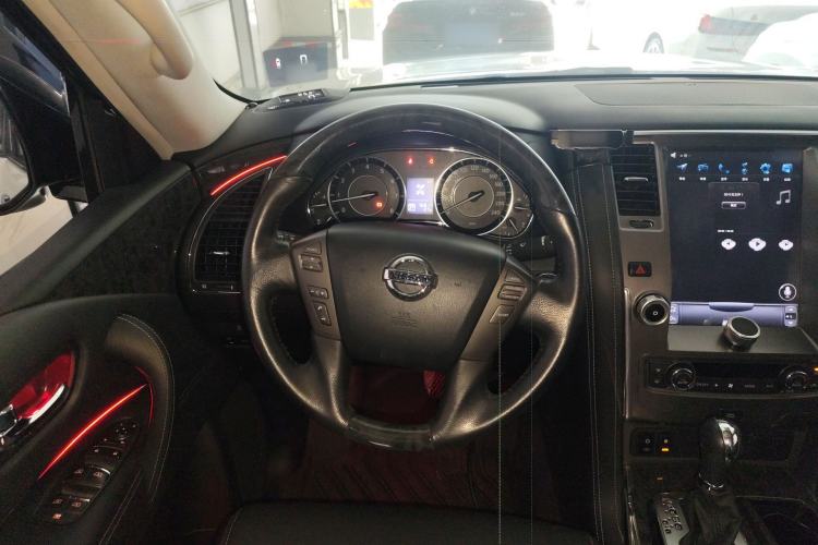 Used Nissan Patrol 2018 4.0L LinkedIn Edition Steering Wheel