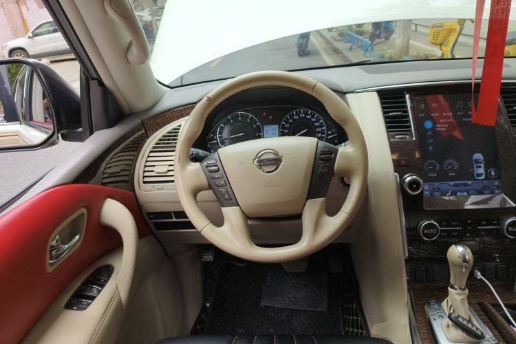 Used Nissan Patrol  Steering Wheel