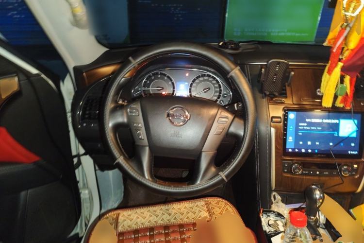 Used Nissan Patrol 2018 4.0L Automatic 7-Seater Middle East Version Steering Wheel