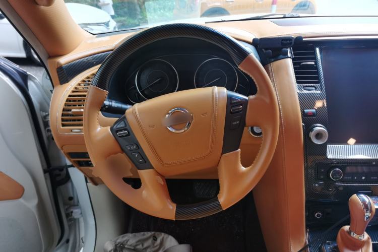 Used Nissan Patrol 2018 4.0L LinkedIn Edition Steering Wheel