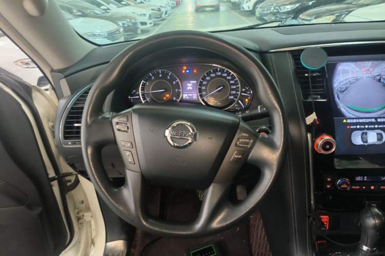 Used Nissan Patrol 2018 Y62 4.0 XE Middle East Steering Wheel