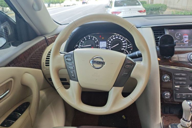 Used Nissan Patrol  Steering Wheel
