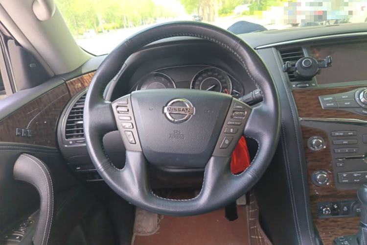 Used Nissan Patrol 2018 5.6L Standard Version Steering Wheel