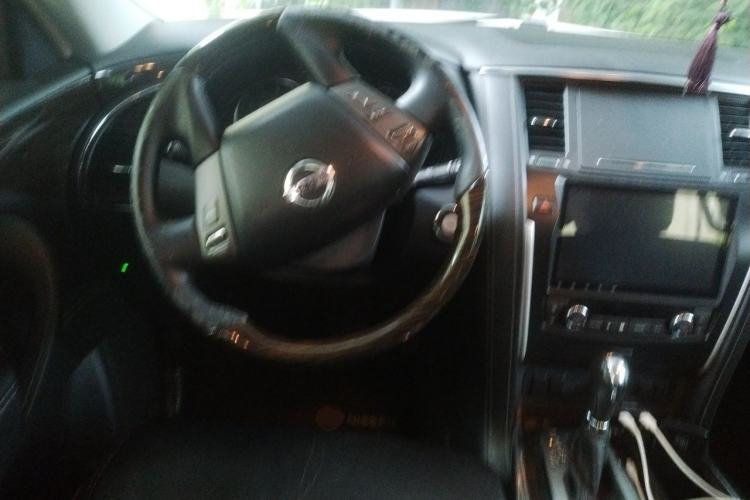 Used Nissan Patrol  Steering Wheel