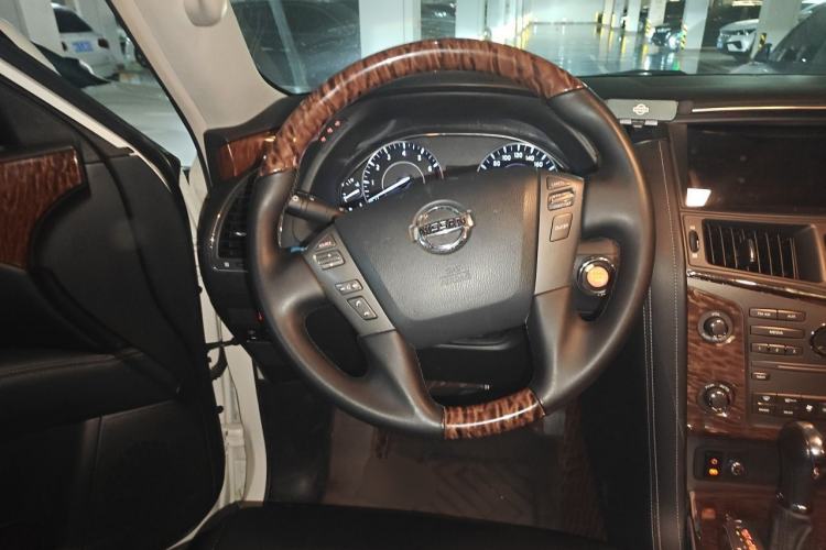 Used Nissan Patrol  Steering Wheel