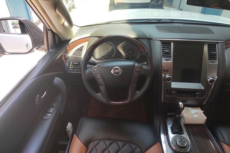 Used Nissan Patrol  Steering Wheel