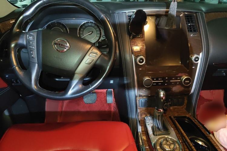 Used Nissan Patrol 2018 4.0L Flagship Model Steering Wheel