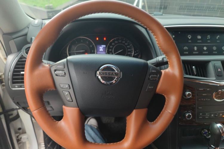 Used Nissan Patrol 2018 4.0L LinkedIn Edition Steering Wheel