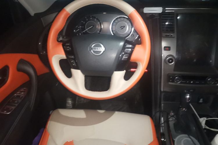Used Nissan Patrol 2018 4.0L Automatic 7-Seater Middle East Version Steering Wheel