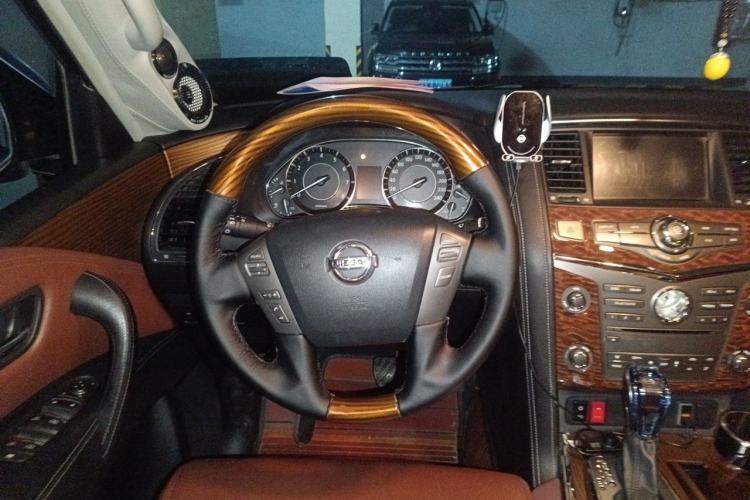 Used Nissan Patrol  Steering Wheel