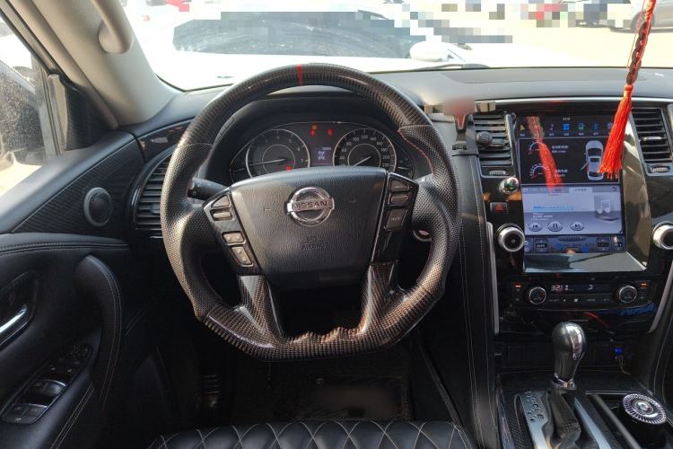 Used Nissan Patrol 2018 4.0L LinkedIn Edition Steering Wheel