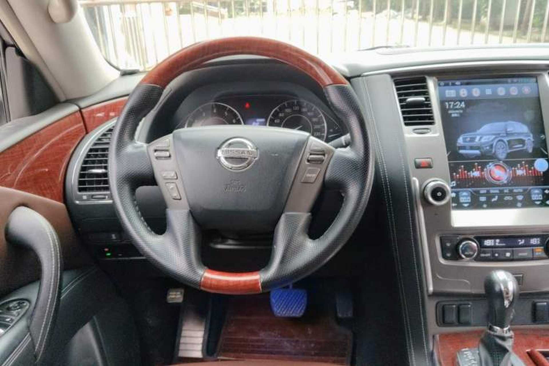 Used Nissan Patrol 2018 4.0L LinkedIn Edition Steering Wheel