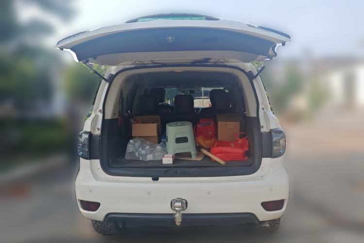 Used Nissan Patrol 2018 4.0L LinkedIn Edition Trunk