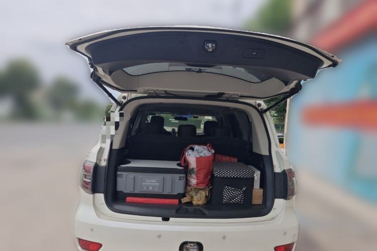 Used Nissan Patrol 2018 4.0L LinkedIn Edition Trunk