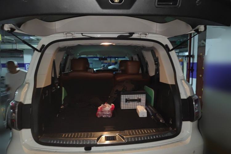 Used Nissan Patrol 2018 4.0L LinkedIn Edition Trunk
