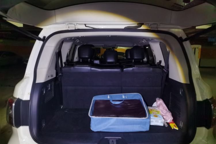 Used Nissan Patrol 2018 4.0L Automatic 7-Seater Middle East Version Trunk