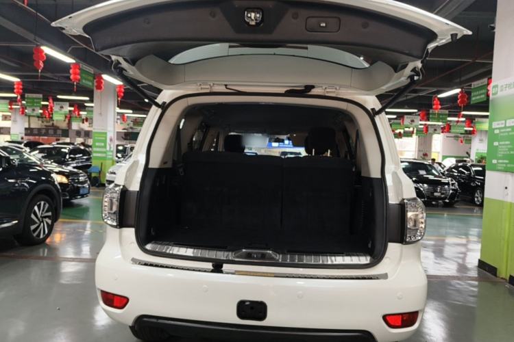Used Nissan Patrol 2018 Y62 4.0 XE Middle East Trunk