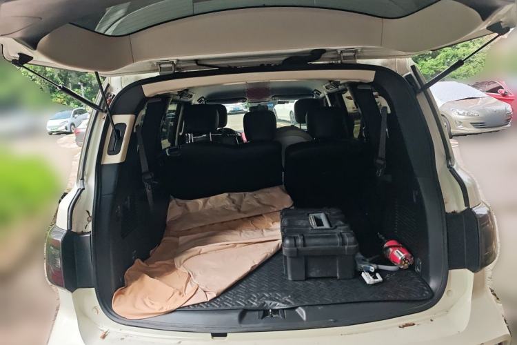 Used Nissan Patrol 2018 4.0L LinkedIn Edition Trunk