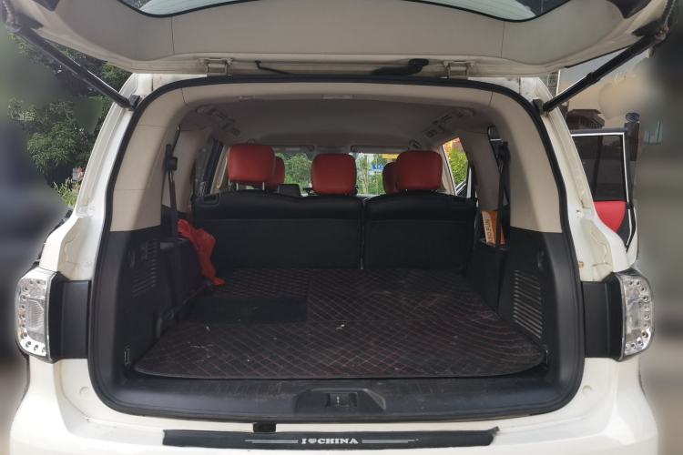Used Nissan Patrol 2018 4.0L LinkedIn Edition Trunk