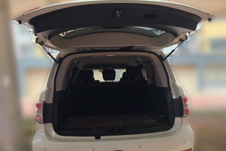 Used Nissan Patrol 2018 4.0L LinkedIn Edition Trunk