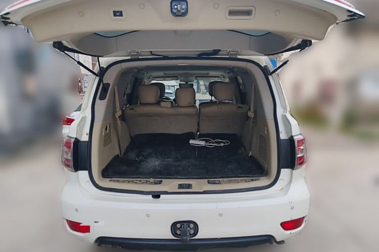 Used Nissan Patrol  Trunk