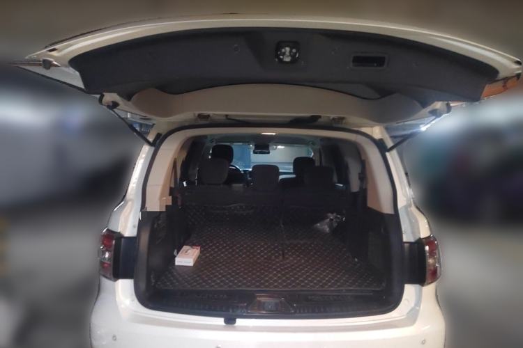 Used Nissan Patrol 2018 4.0L LinkedIn Edition Trunk