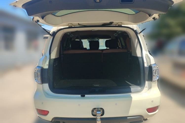 Used Nissan Patrol 2018 Y62 4.0 XE Middle East Trunk