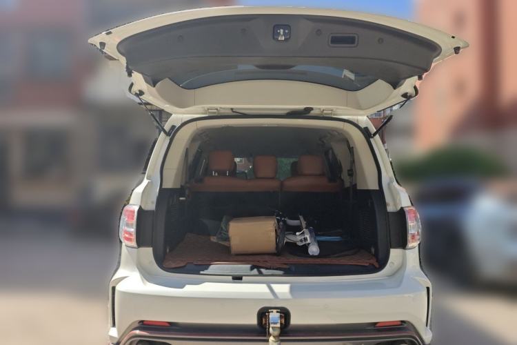 Used Nissan Patrol  Trunk