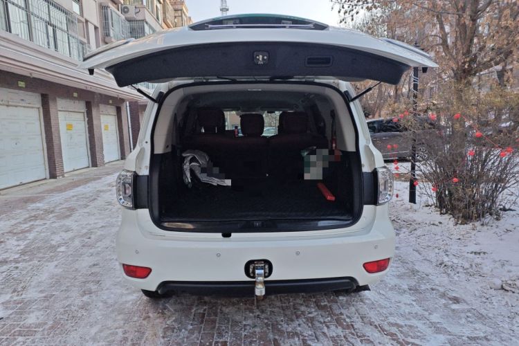 Used Nissan Patrol 2018 4.0L LinkedIn Edition Trunk