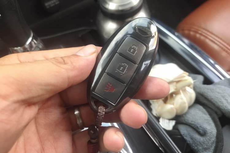 Used Nissan Patrol 2018 4.0L Automatic 7-Seater Middle East Version Vehicle Key