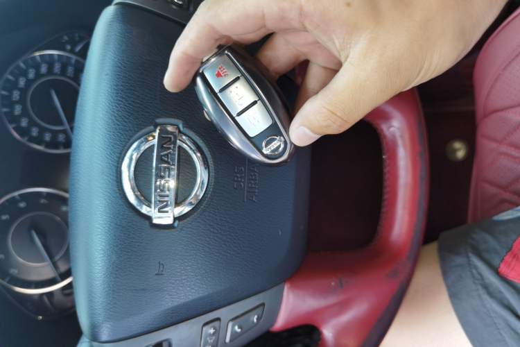 Used Nissan Patrol 2018 4.0L LinkedIn Edition Vehicle Key