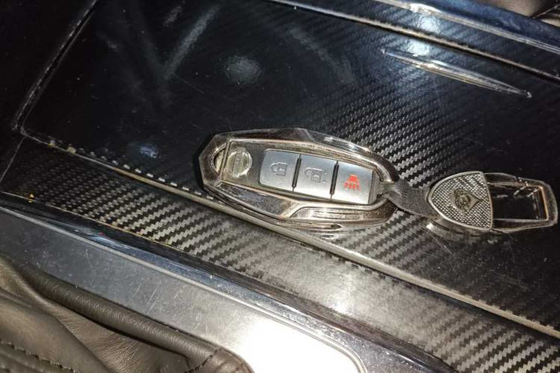 Used Nissan Patrol 2018 Y62 4.0 XE Middle East Vehicle Key