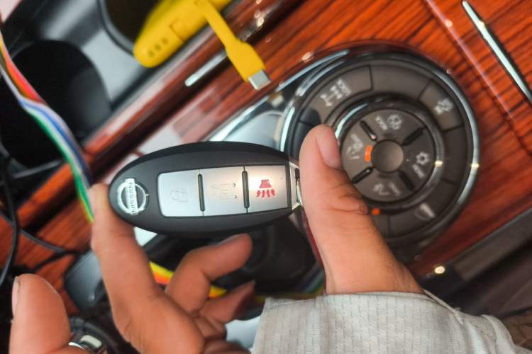 Used Nissan Patrol  Vehicle Key