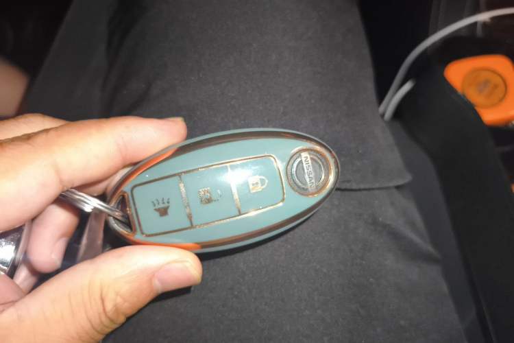 Used Nissan Patrol 2018 4.0L LinkedIn Edition Vehicle Key