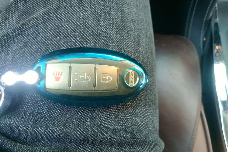 Used Nissan Patrol 2018 4.0L LinkedIn Edition Vehicle Key