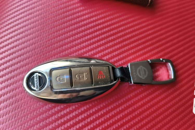 Used Nissan Patrol  Vehicle Key
