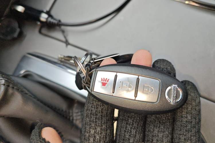 Used Nissan Patrol 2018 4.0L LinkedIn Edition Vehicle Key