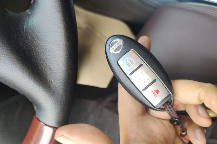 Used Nissan Patrol 2018 Y62 4.0 XE Middle East Vehicle Key