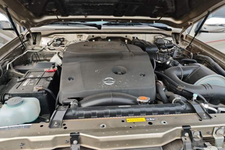 Used Nissan Patrol 2018 Y61 4.8L Automatic 5-Door Safari Middle East Engine Bay