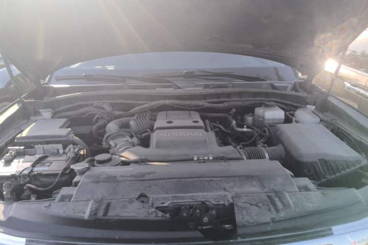 Used Nissan Patrol  Engine Bay