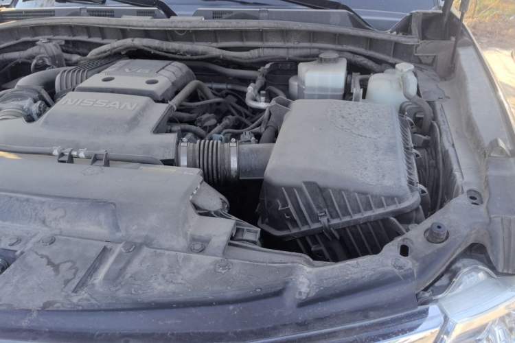 Used Nissan Patrol  Engine Bay Left